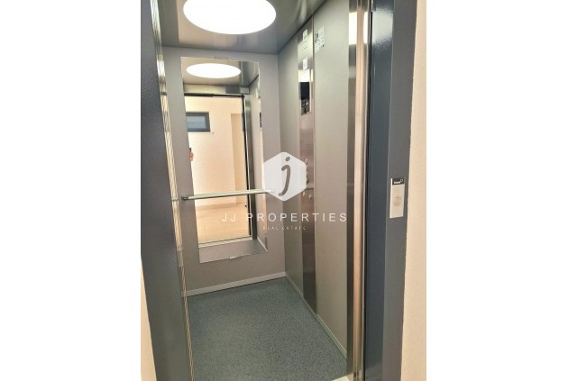 Resale - Apartment / flat -
Orihuela Costa - Villamartín