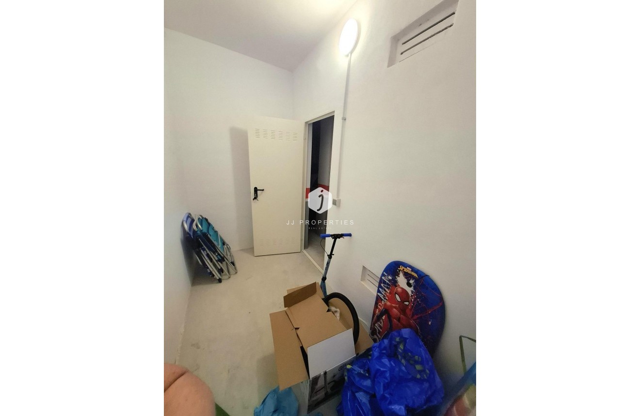 Resale - Apartment / flat -
Orihuela Costa - Villamartín