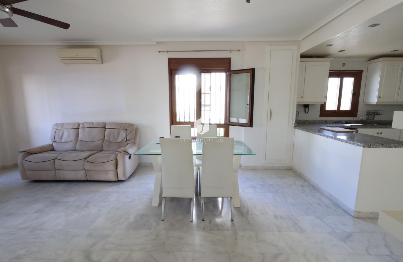 D'occasion - Appartement -
Orihuela Costa - Costa Blanca