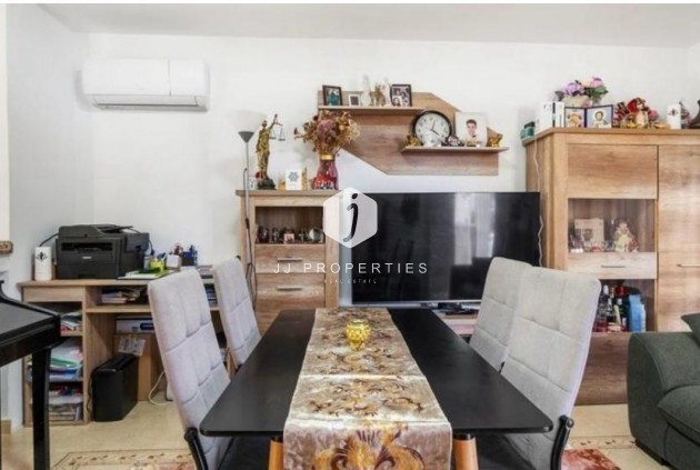Tweedehands - duplex -
San Miguel de Salinas - Las Filipinas