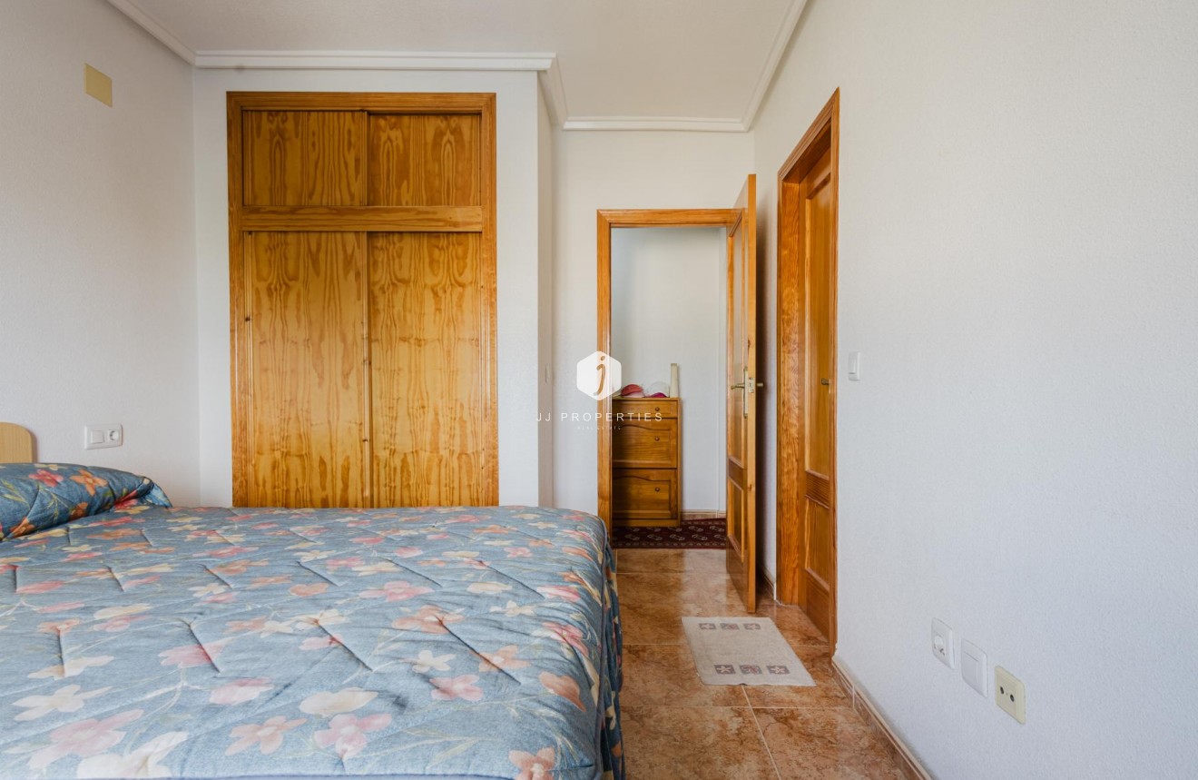 Resale - Apartment / flat -
Torrevieja - Costa Blanca