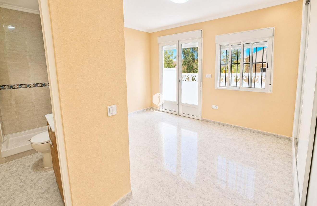 D'occasion - Chalet -
San Fulgencio - La Marina