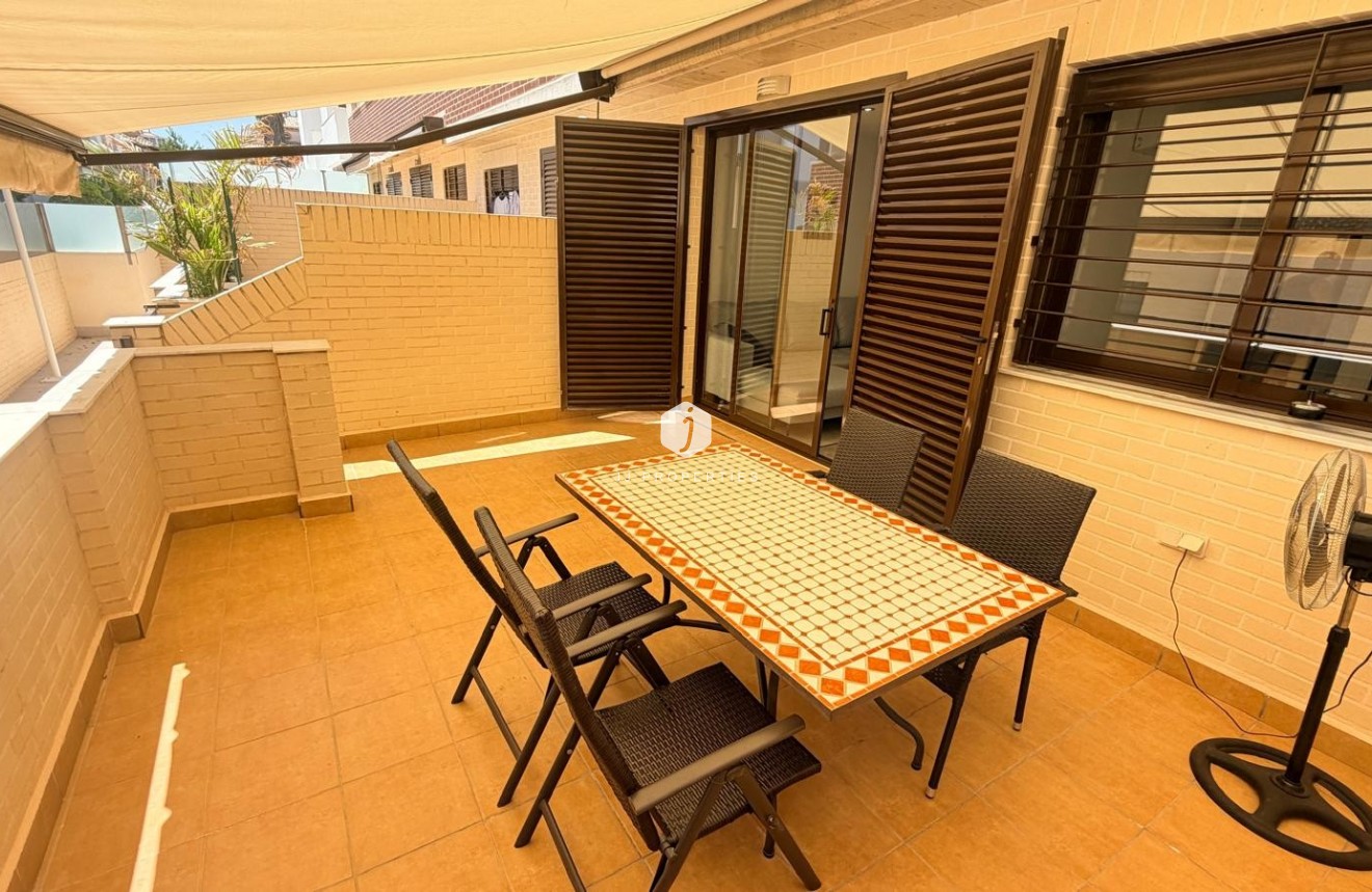 Aus zweiter Hand - Wohnung -
Orihuela Costa - Costa Blanca