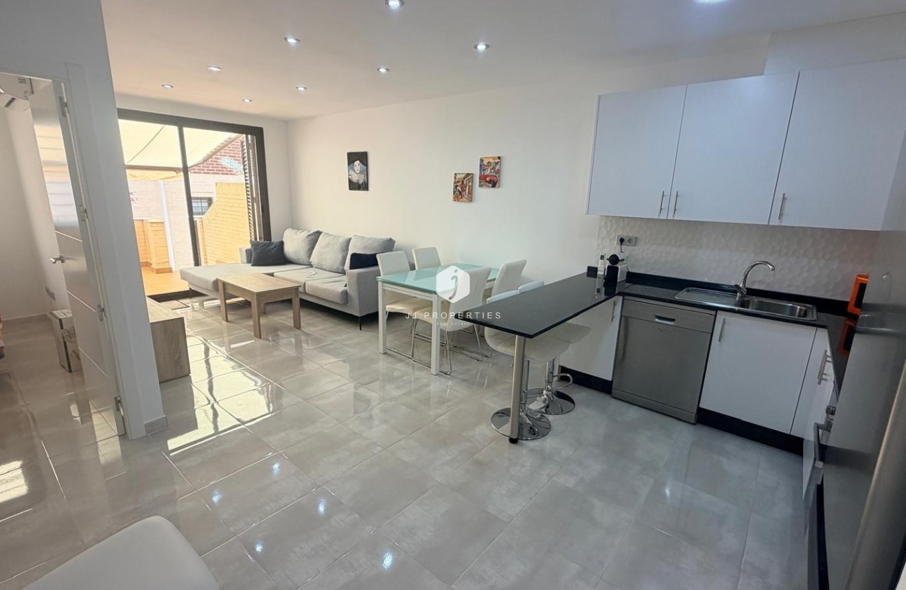 Aus zweiter Hand - Wohnung -
Orihuela Costa - Costa Blanca