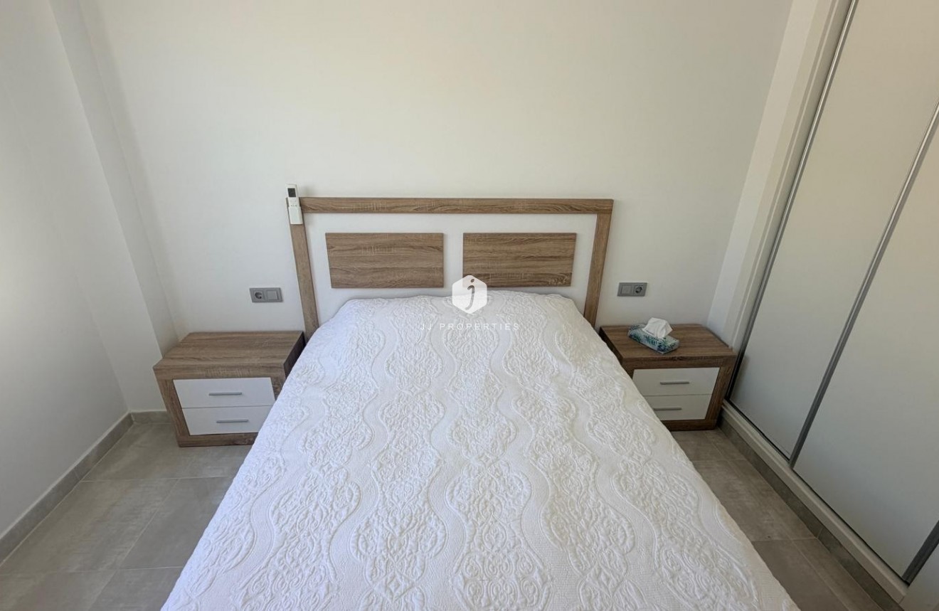 Aus zweiter Hand - Wohnung -
Orihuela Costa - Costa Blanca