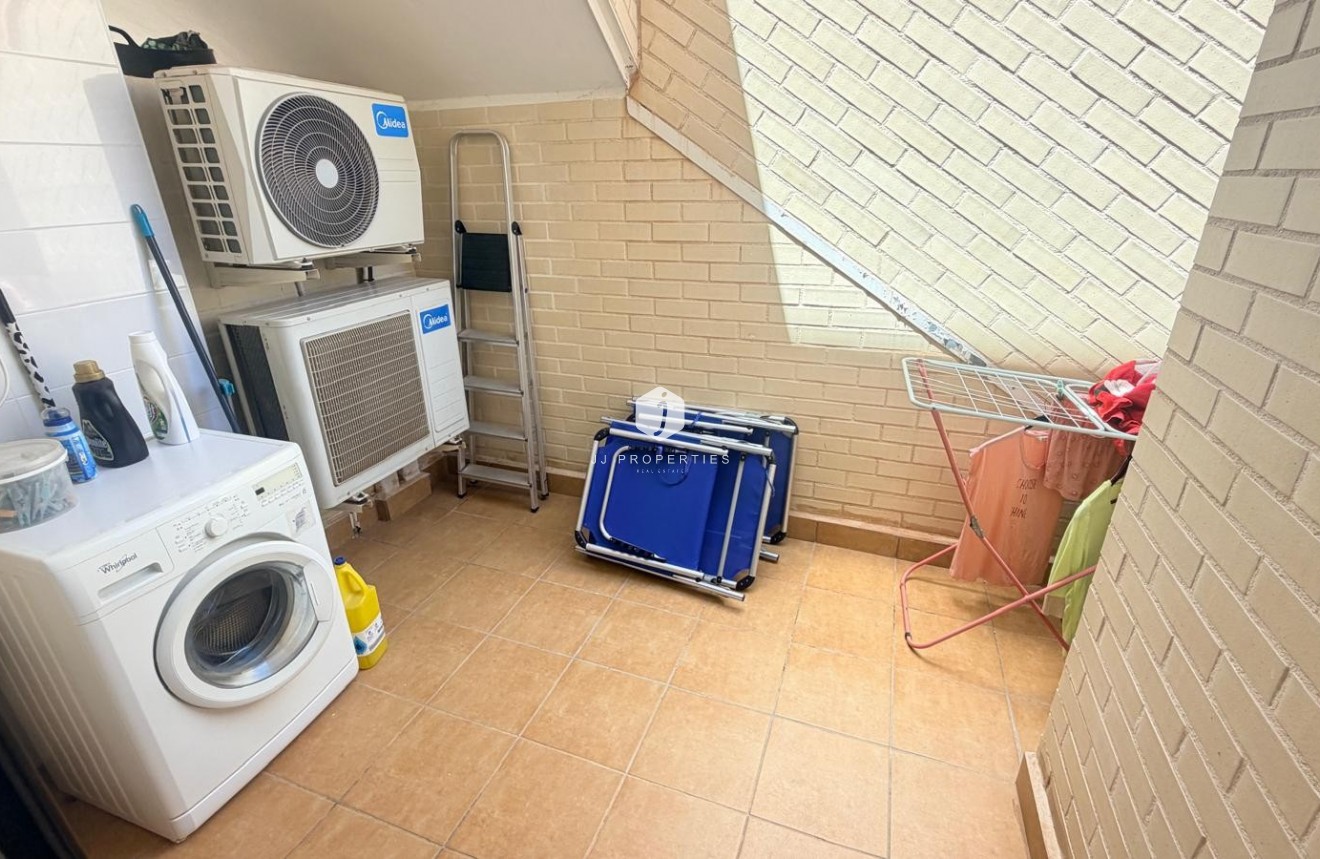 Aus zweiter Hand - Wohnung -
Orihuela Costa - Costa Blanca