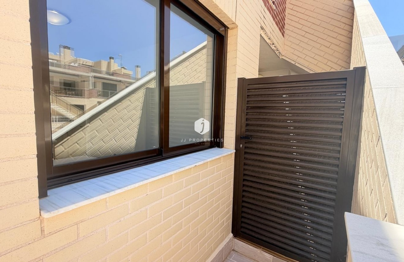 Aus zweiter Hand - Wohnung -
Orihuela Costa - Costa Blanca