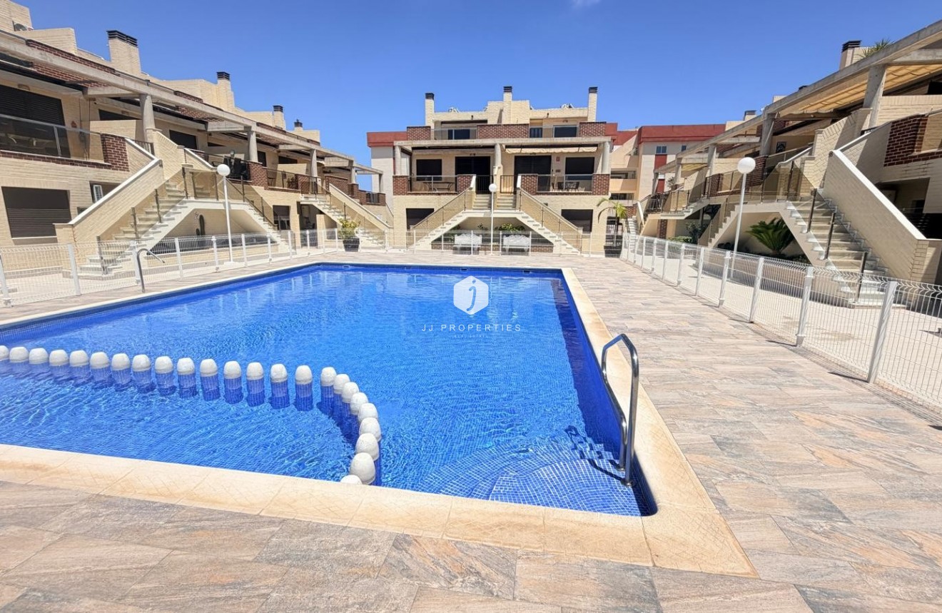 Aus zweiter Hand - Wohnung -
Orihuela Costa - Costa Blanca
