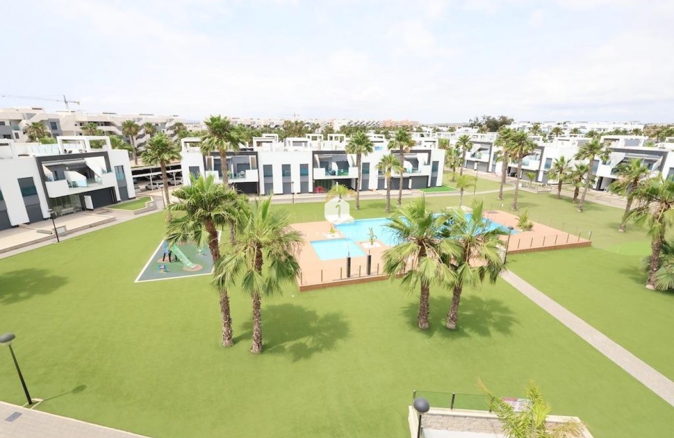 Resale - Bungalow -
Guardamar del Segura - Costa Blanca