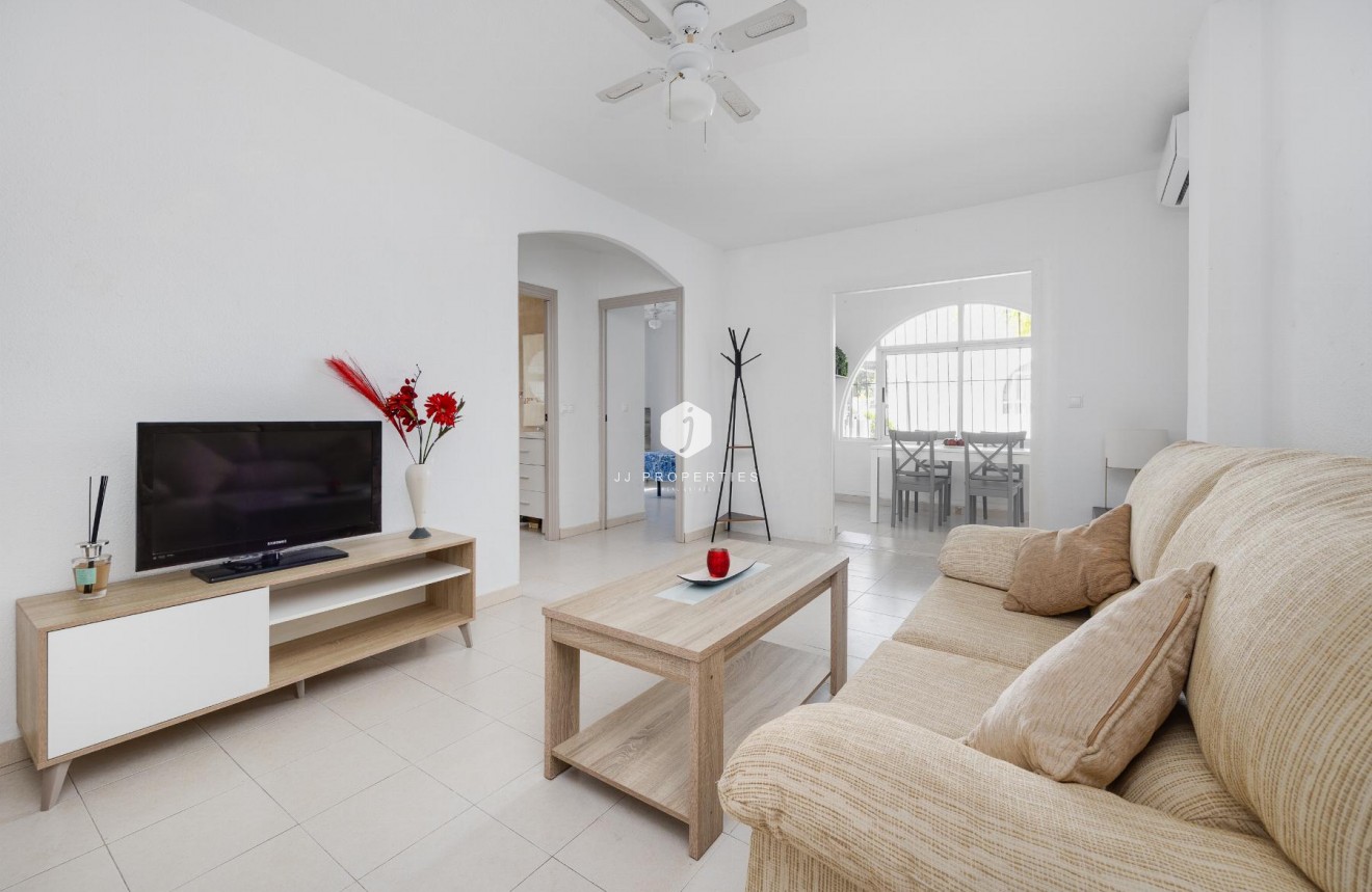D'occasion - Bungalow -
Torrevieja - Costa Blanca