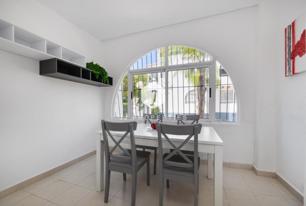 D'occasion - Bungalow -
Torrevieja - Costa Blanca