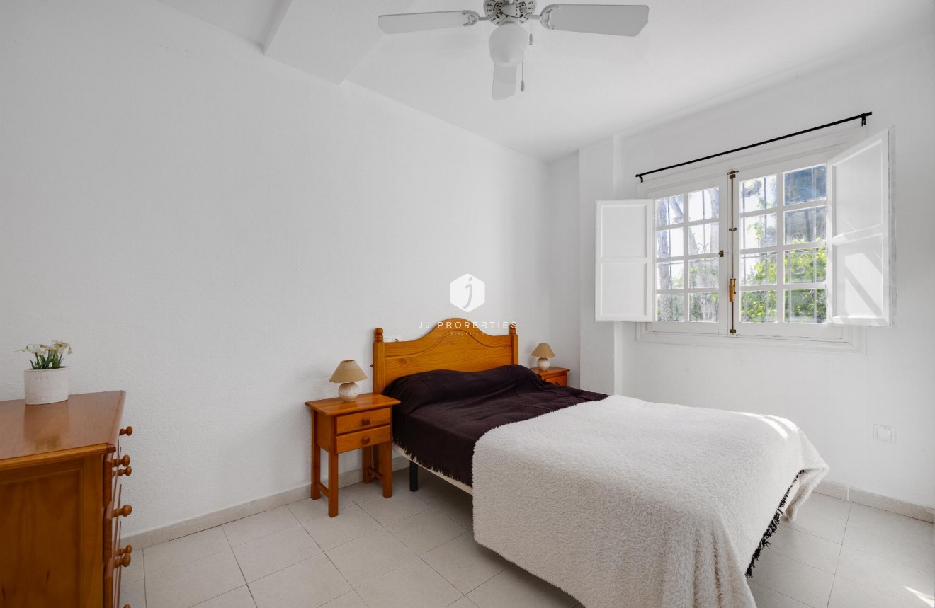 D'occasion - Bungalow -
Torrevieja - Costa Blanca