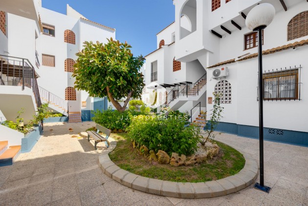 D'occasion - Bungalow -
Torrevieja - Costa Blanca