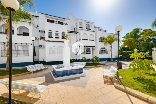 D'occasion - Bungalow -
Torrevieja - Costa Blanca