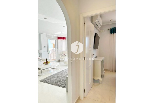 Resale - Villa -
San Miguel de Salinas - Inland