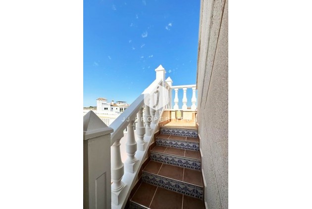 Resale - Villa -
San Miguel de Salinas - Inland