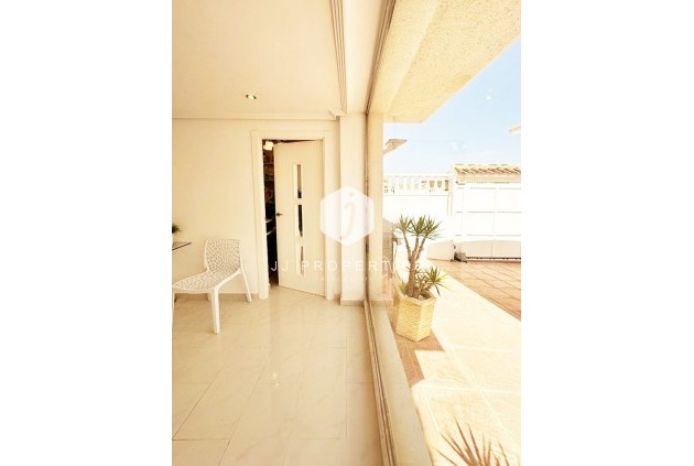 Resale - Villa -
San Miguel de Salinas - Inland
