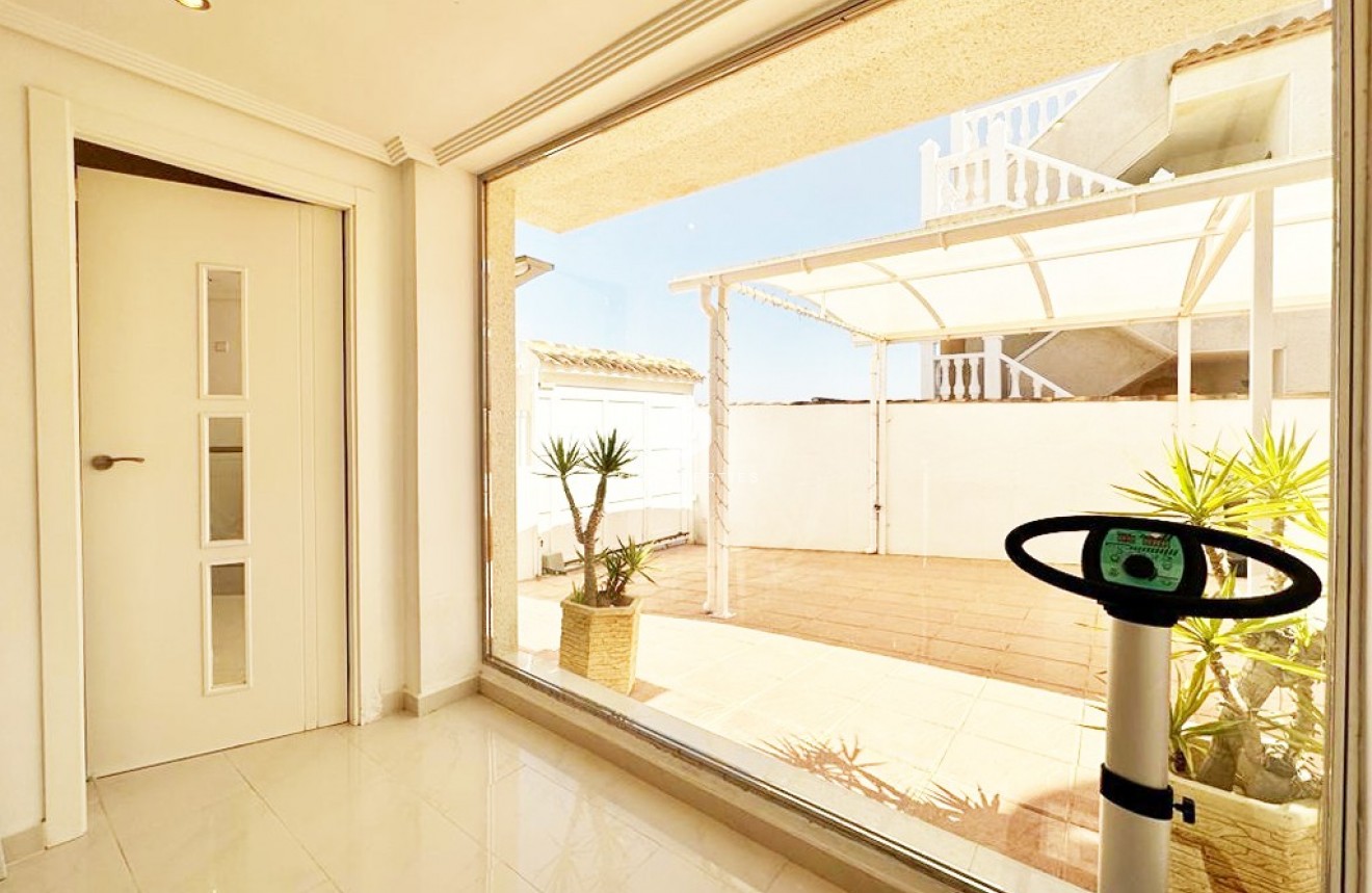 Resale - Villa -
San Miguel de Salinas - Inland