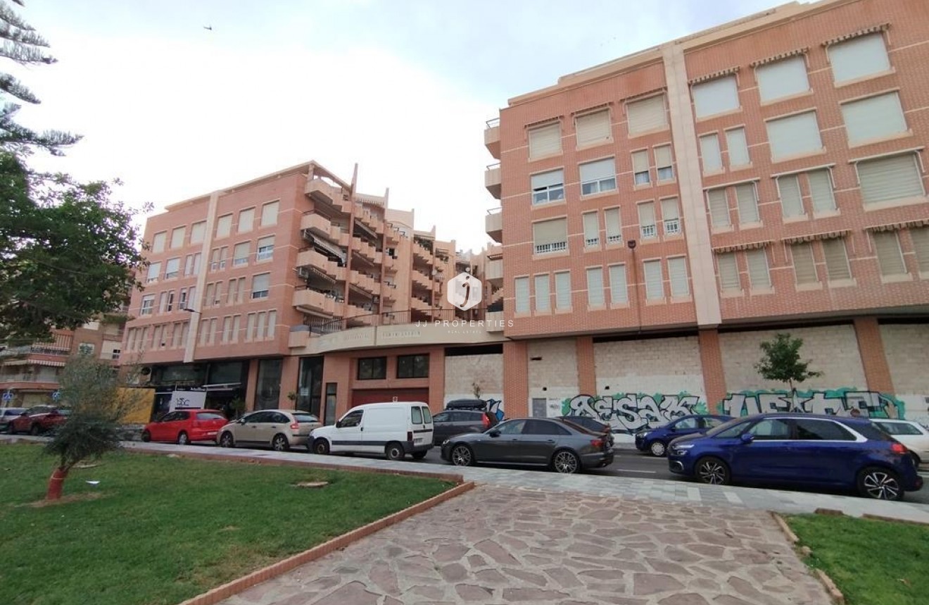 Resale - Apartment / flat -
Torrevieja - HABANERAS PLAZA SANTA MARIA