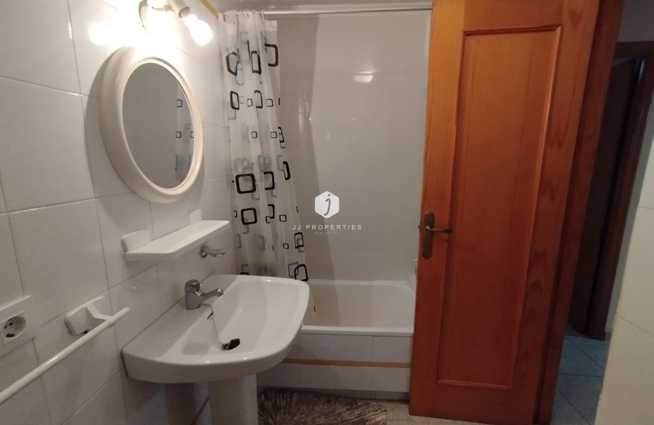Resale - Apartment / flat -
Torrevieja - HABANERAS PLAZA SANTA MARIA