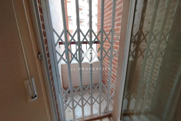 Resale - Apartment / flat -
Torrevieja - HABANERAS PLAZA SANTA MARIA
