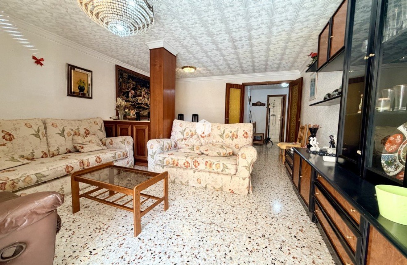 Aus zweiter Hand - Wohnung -
Formentera del Segura - Costa Blanca