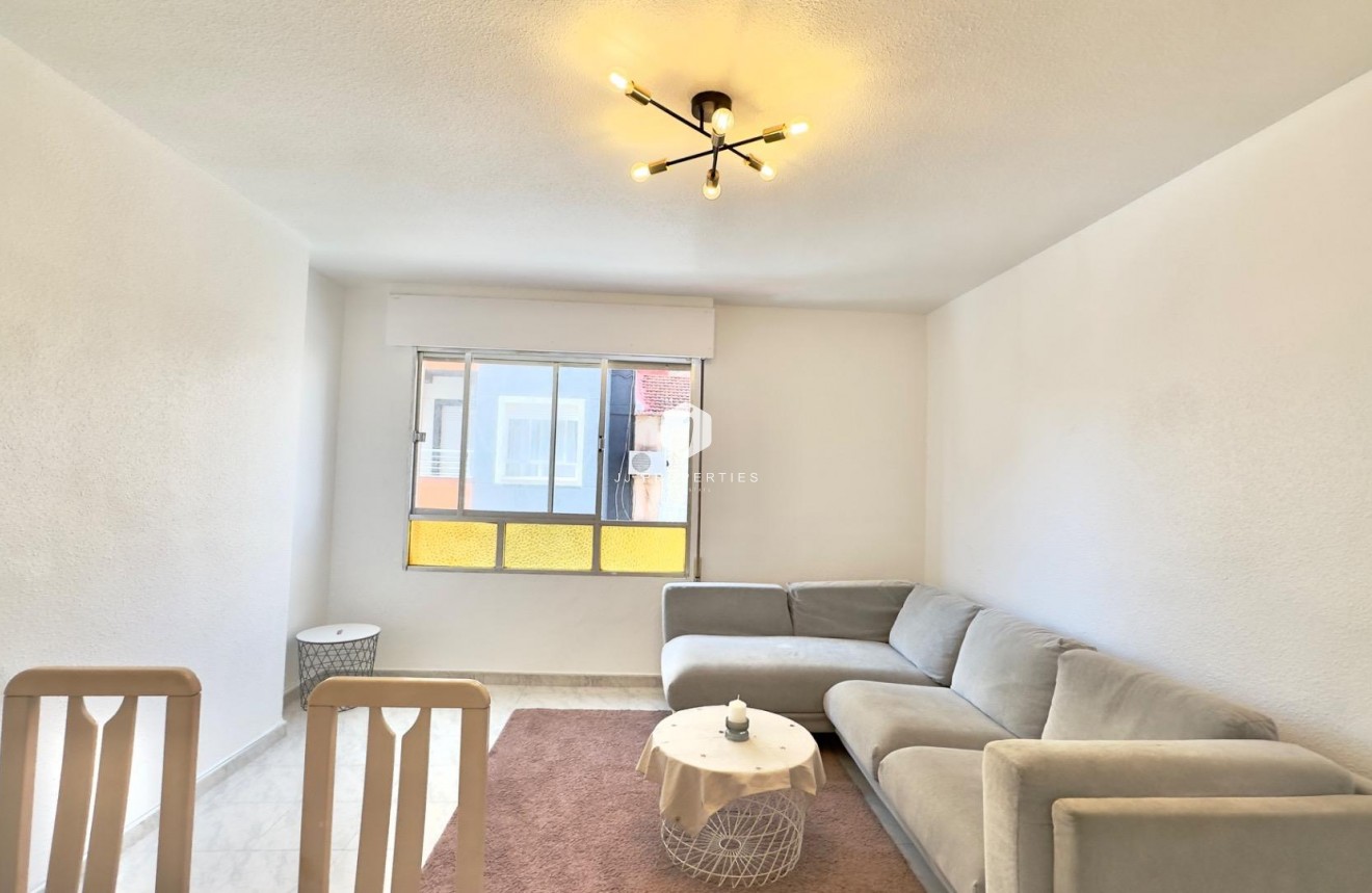 D'occasion - Appartement -
Torrevieja - Estacion de autobuses