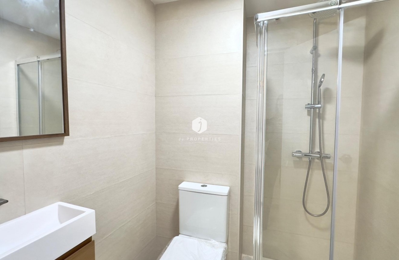 D'occasion - Appartement -
Torrevieja - Estacion de autobuses