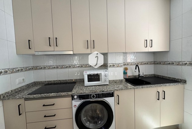 D'occasion - Bungalow -
Torrevieja - La Siesta - El Salado - Torreta