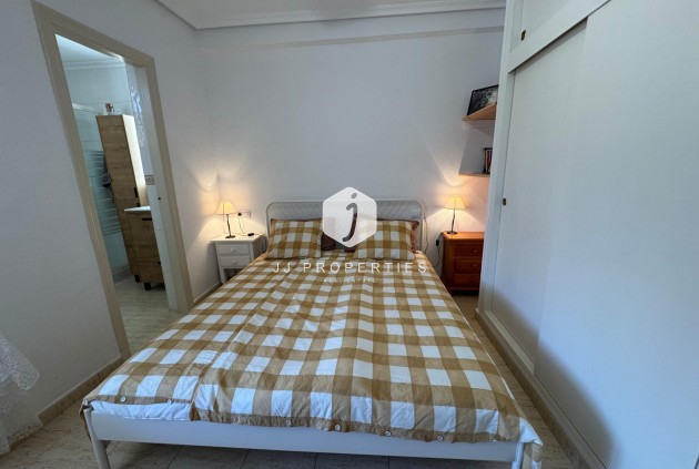 D'occasion - Bungalow -
Torrevieja - La Siesta - El Salado - Torreta