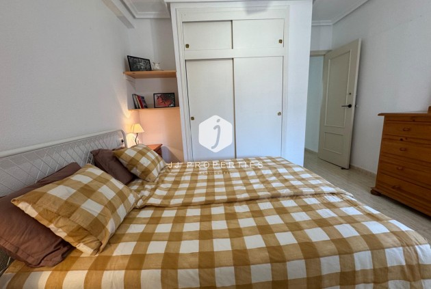 D'occasion - Bungalow -
Torrevieja - La Siesta - El Salado - Torreta
