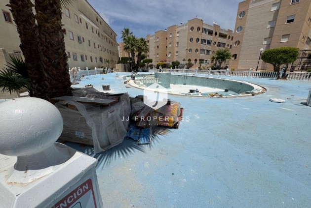 D'occasion - Bungalow -
Torrevieja - La Siesta - El Salado - Torreta