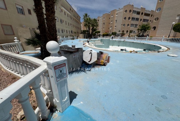 D'occasion - Bungalow -
Torrevieja - La Siesta - El Salado - Torreta