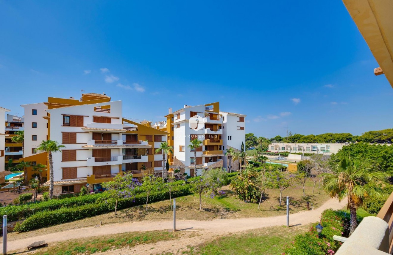 D'occasion - Appartement -
Torrevieja - Punta prima