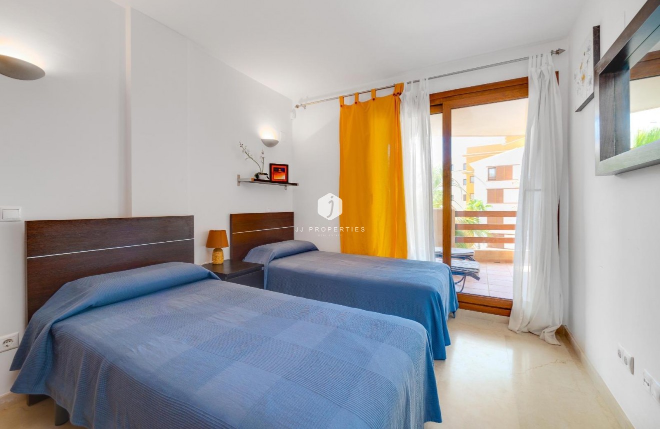 D'occasion - Appartement -
Torrevieja - Punta prima