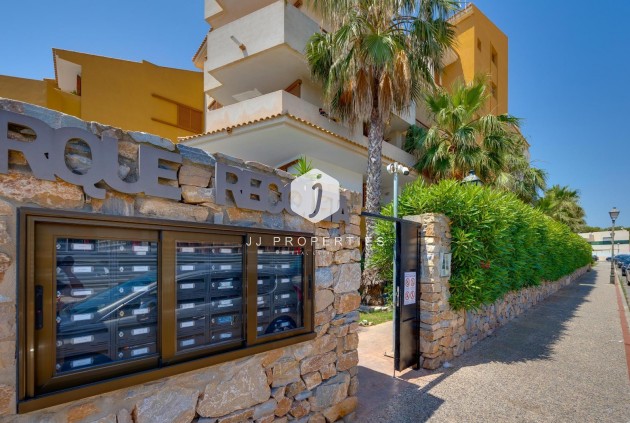 D'occasion - Appartement -
Torrevieja - Punta prima