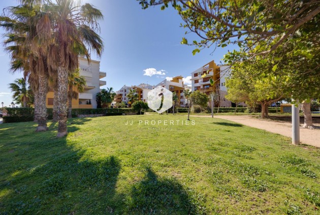 D'occasion - Appartement -
Torrevieja - Punta prima