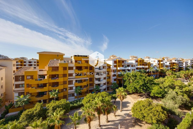 D'occasion - Appartement -
Torrevieja - Punta prima