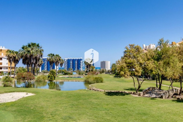 D'occasion - Appartement -
Torrevieja - Punta prima