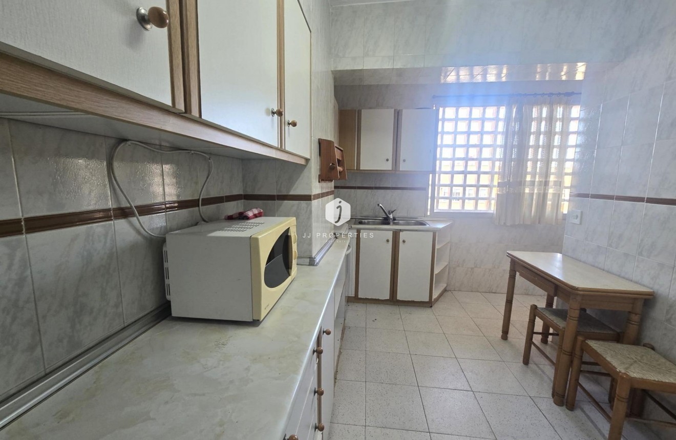 Tweedehands - Appartement / flat -
Torrevieja - Puerto Deportivo Marina Salinas
