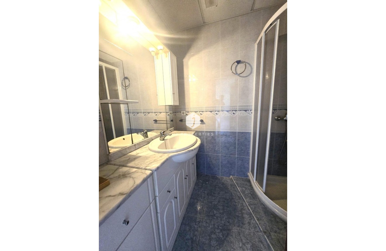 Tweedehands - Appartement / flat -
Torrevieja - Puerto Deportivo Marina Salinas