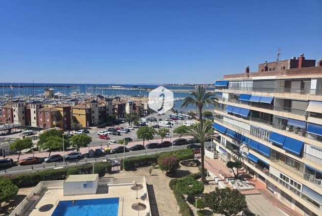 Tweedehands - Appartement / flat -
Torrevieja - Puerto Deportivo Marina Salinas