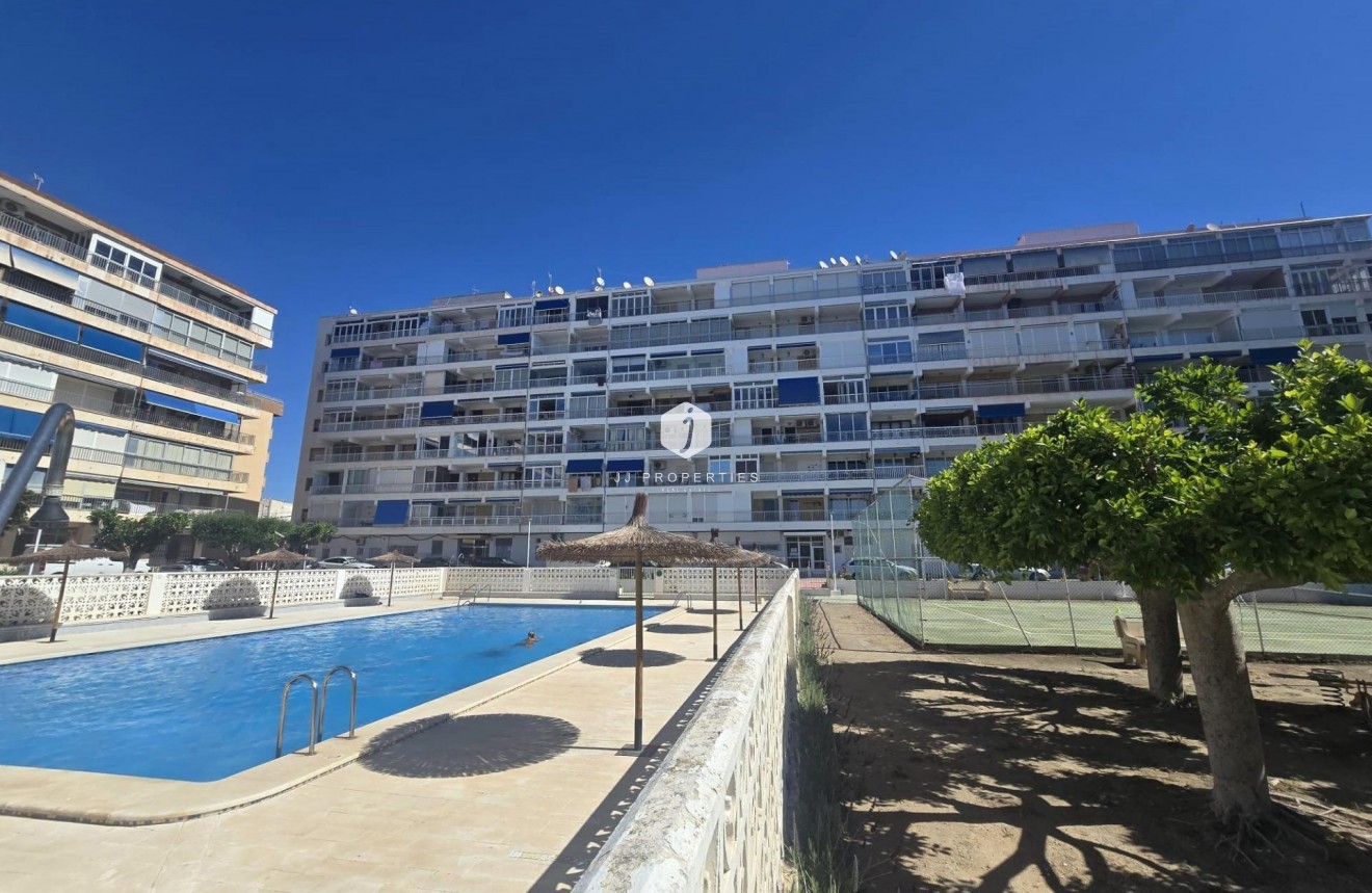 Tweedehands - Appartement / flat -
Torrevieja - Puerto Deportivo Marina Salinas