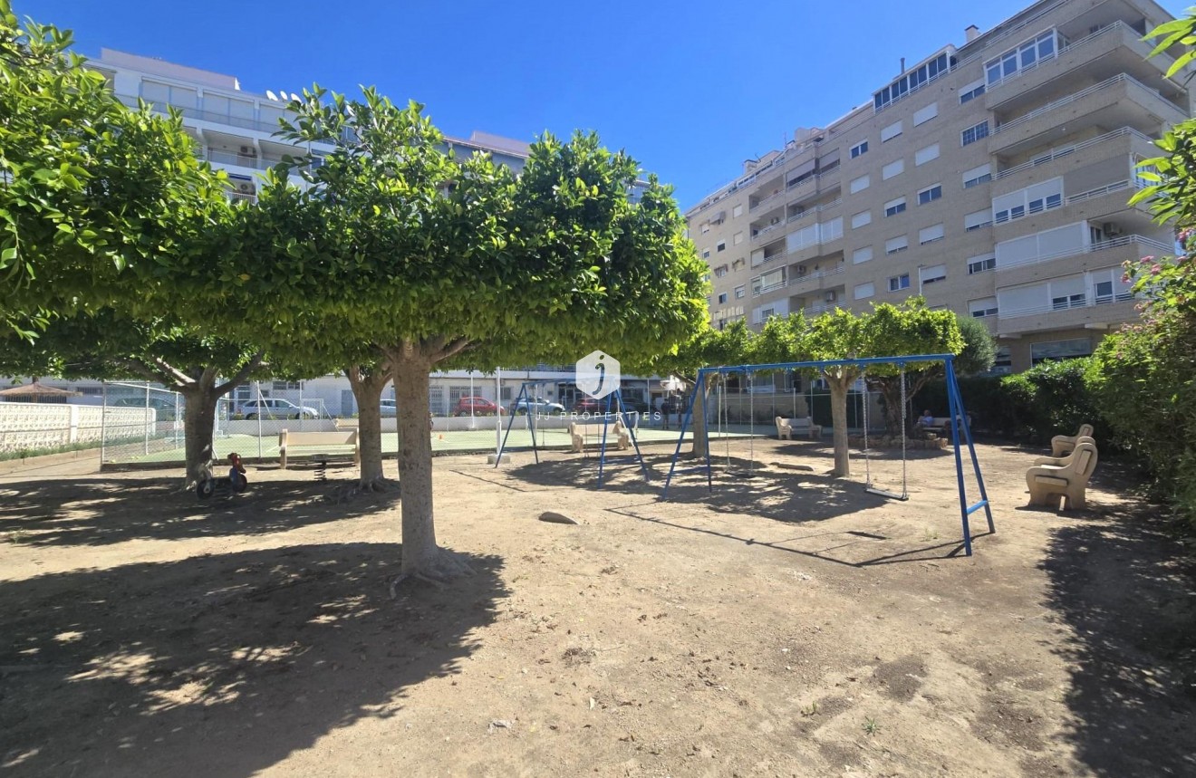 Tweedehands - Appartement / flat -
Torrevieja - Puerto Deportivo Marina Salinas