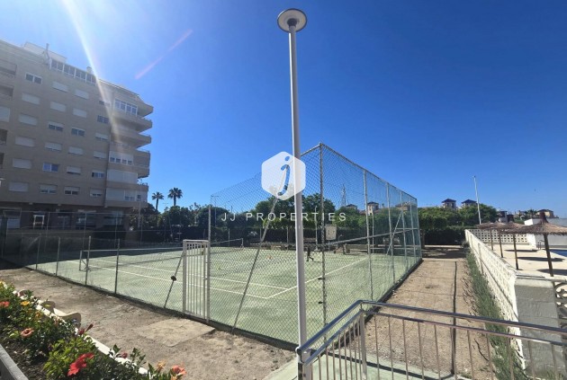 Tweedehands - Appartement / flat -
Torrevieja - Puerto Deportivo Marina Salinas