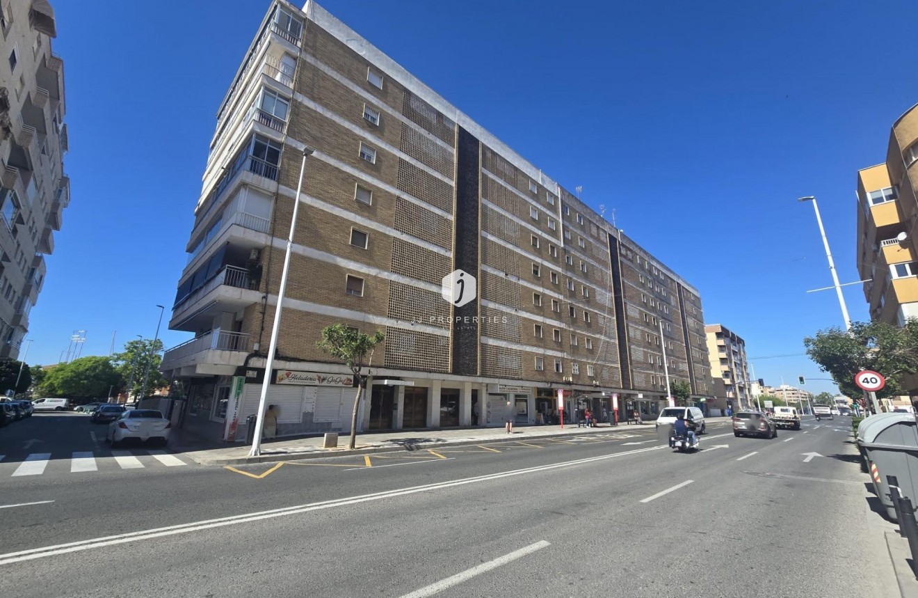 Tweedehands - Appartement / flat -
Torrevieja - Puerto Deportivo Marina Salinas