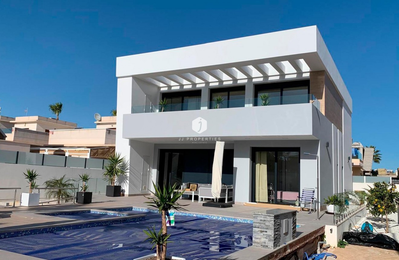 Resale - Villa -
Rojales - Ciudad Quesada