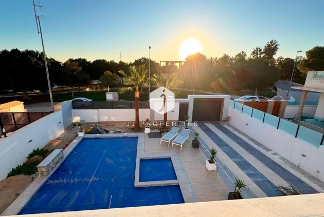 Resale - Villa -
Rojales - Ciudad Quesada