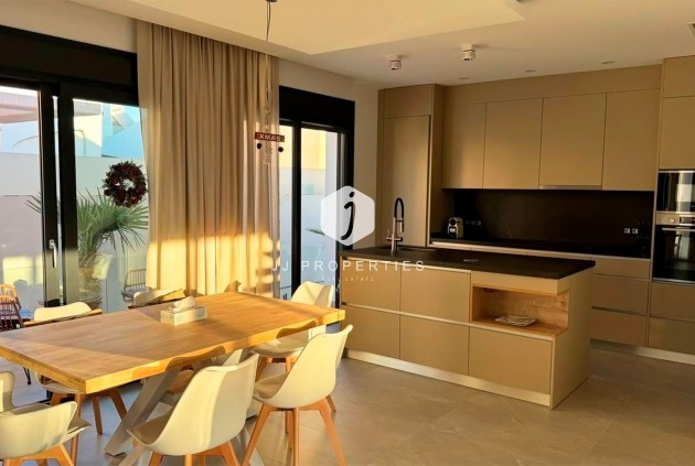Resale - Villa -
Rojales - Ciudad Quesada