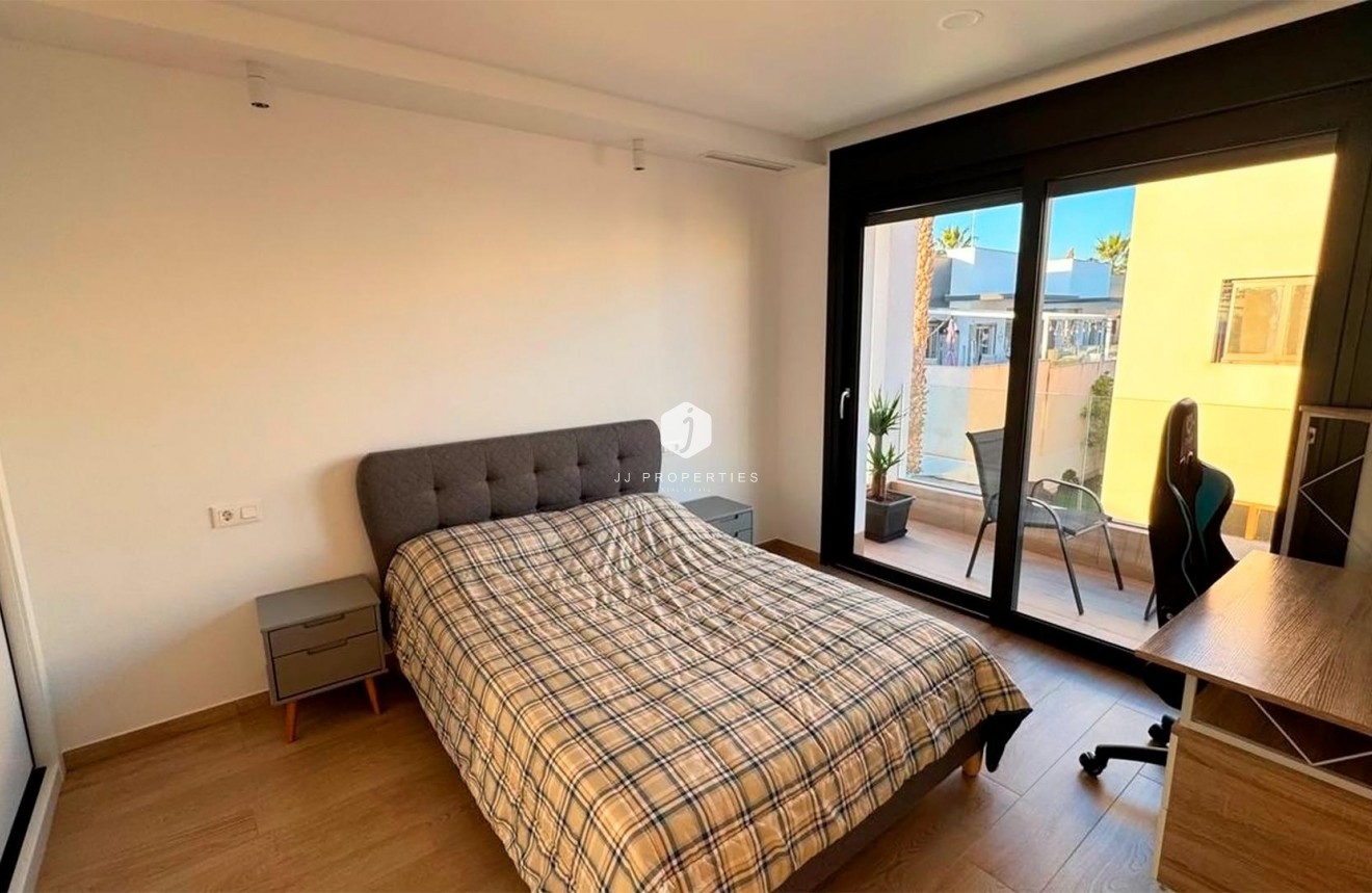 Resale - Villa -
Rojales - Ciudad Quesada